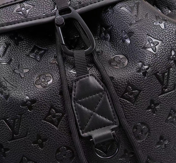 ルイヴィトンバッグ素材ディテール